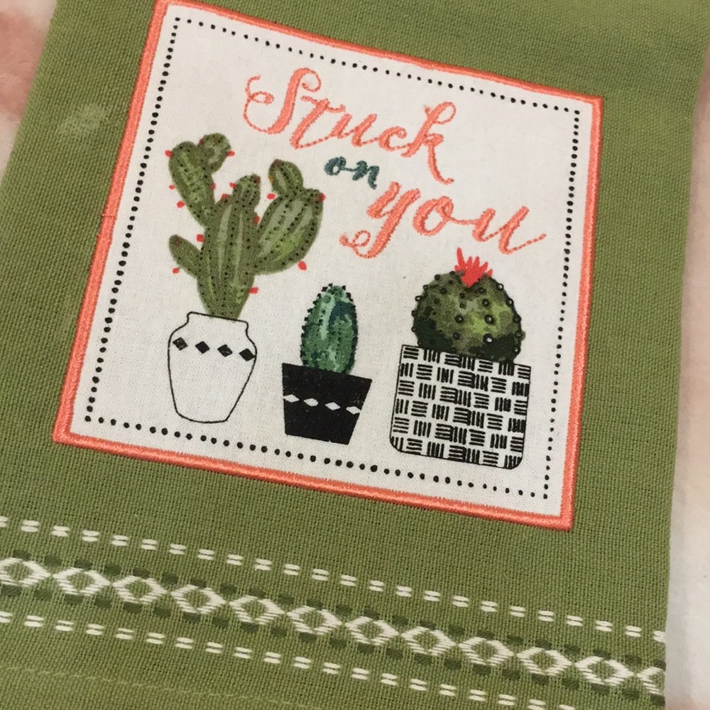 Stuck On You Succulent Cactus Desert Designer Kitchen Towel Cotton NWT 18”x28”